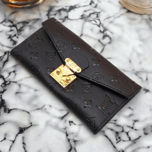 "Luxury Black Embossed Designer Women'S Wallet: Elevate Your Style With Timeless Elegance"